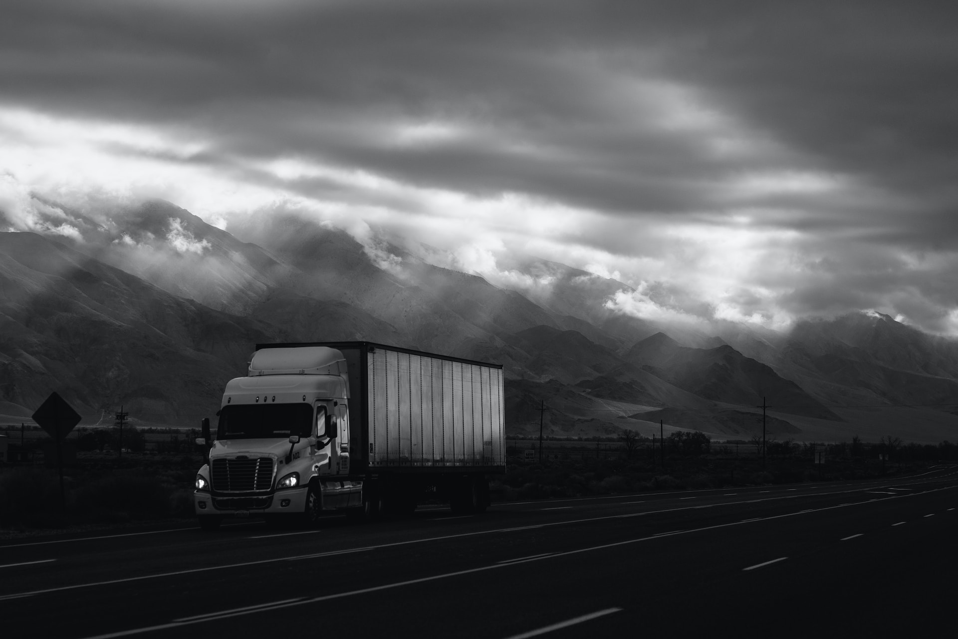 robson-hatsukami-morgan-nkr0qbaku4s-unsplash